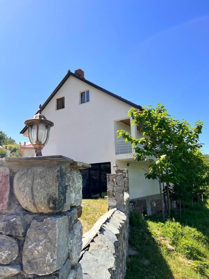 Guesthouse Kevin Kukes Buitenkant foto